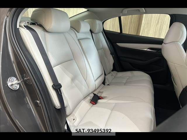 Mazda MAZDA3 2019-05 7455594-10