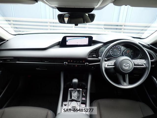 Mazda MAZDA3 2021-09 7509149-1