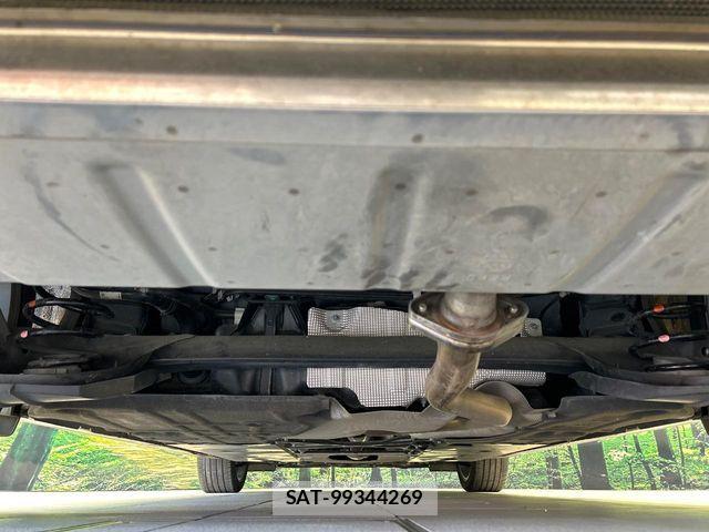 Mazda MAZDA3 2023-09 7562398-18