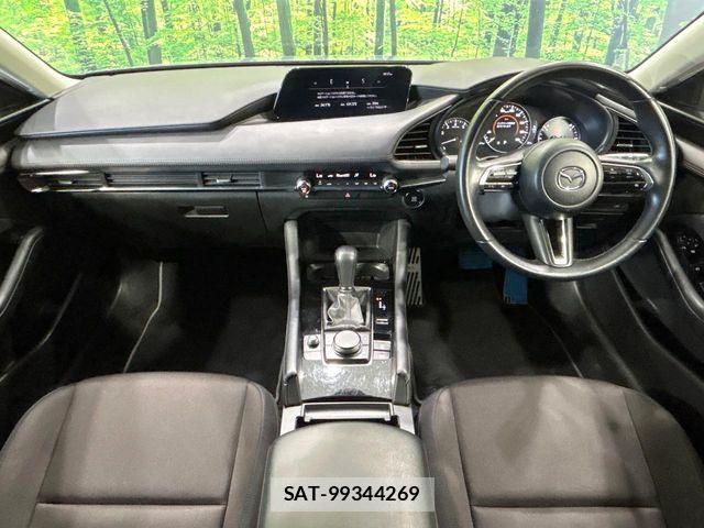 Mazda MAZDA3 2023-09 7562398-1
