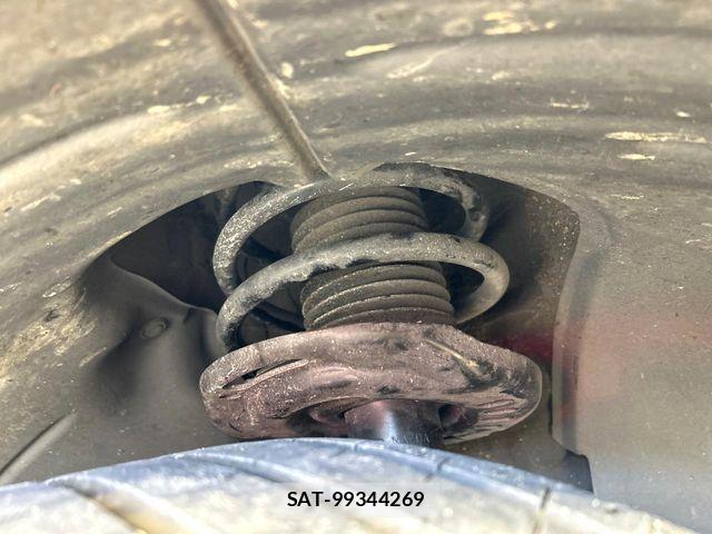 Mazda MAZDA3 2023-09 7562398-19