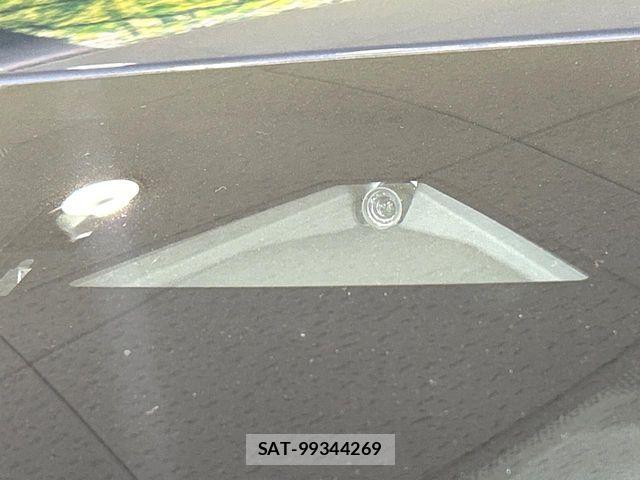 Mazda MAZDA3 2023-09 7562398-4