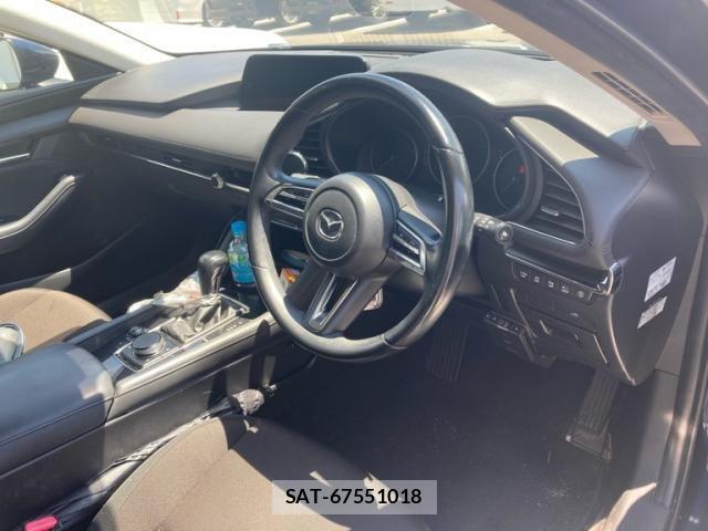 Mazda MAZDA3 2019-07 7562400-15
