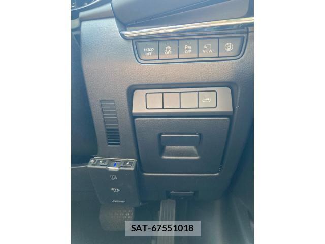 Mazda MAZDA3 2019-07 7562400-21