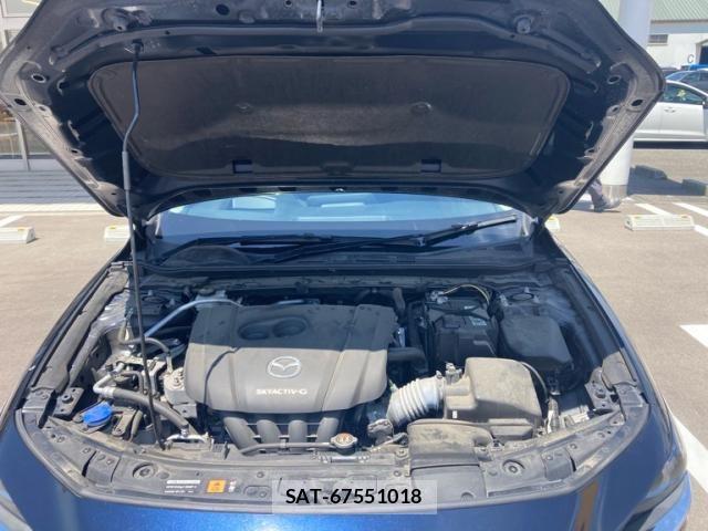 Mazda MAZDA3 2019-07 7562400-23