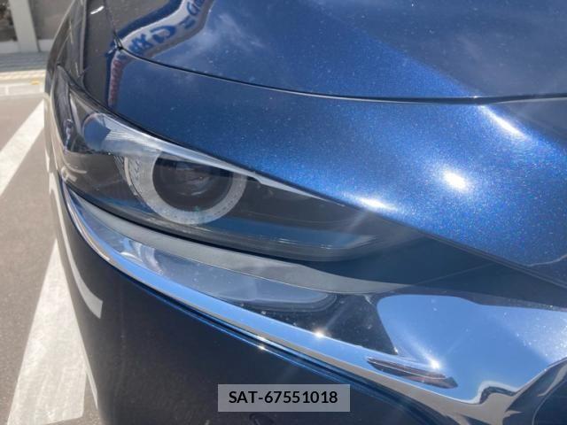 Mazda MAZDA3 2019-07 7562400-4