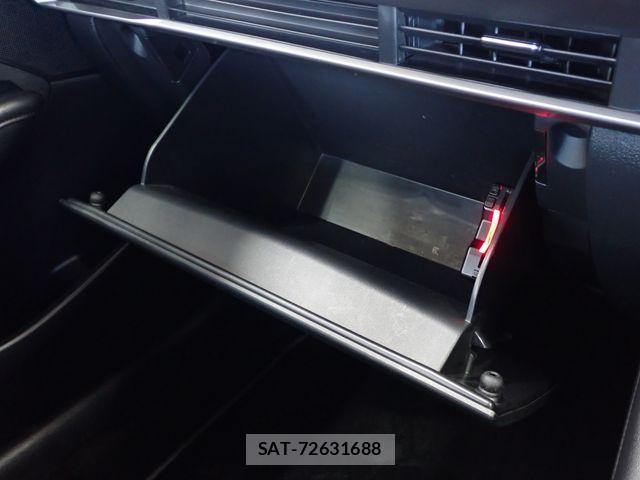 Mazda MAZDA3 2021-03 7617895-13