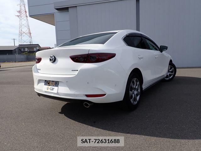 Mazda MAZDA3 2021-03 7617895-2