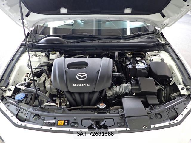 Mazda MAZDA3 2021-03 7617895-3