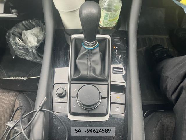 Mazda MAZDA3 2020-07 7617891-22