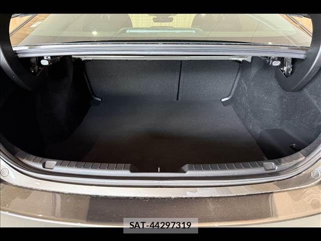 Mazda MAZDA3 2019-09 7617892-10
