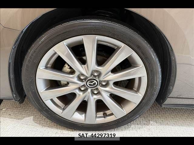 Mazda MAZDA3 2019-09 7617892-13