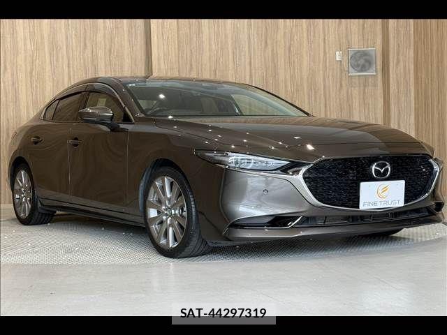 Mazda MAZDA3 2019-09 7617892-15
