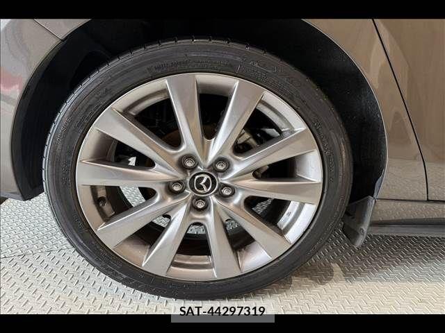 Mazda MAZDA3 2019-09 7617892-26