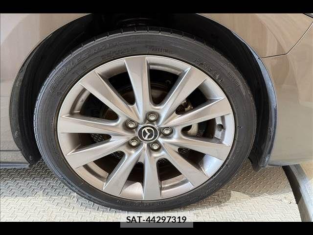 Mazda MAZDA3 2019-09 7617892-27