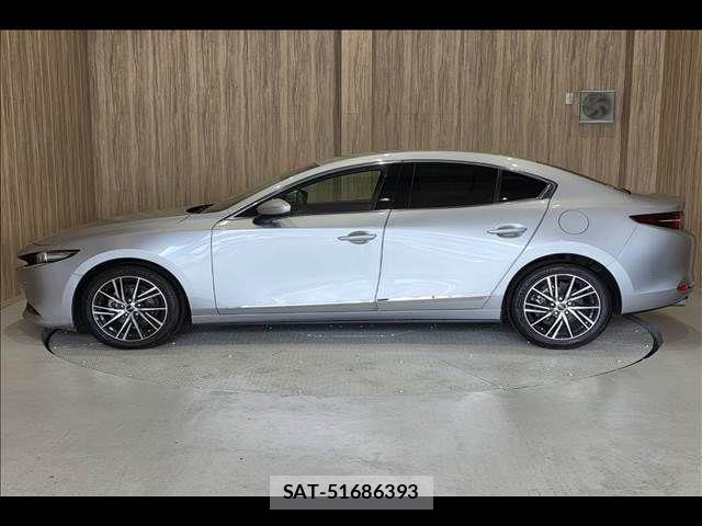Mazda MAZDA3 2019-07 7725378-20