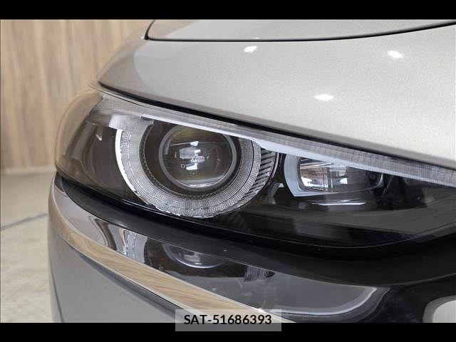 Mazda MAZDA3 2019-07 7725378-22