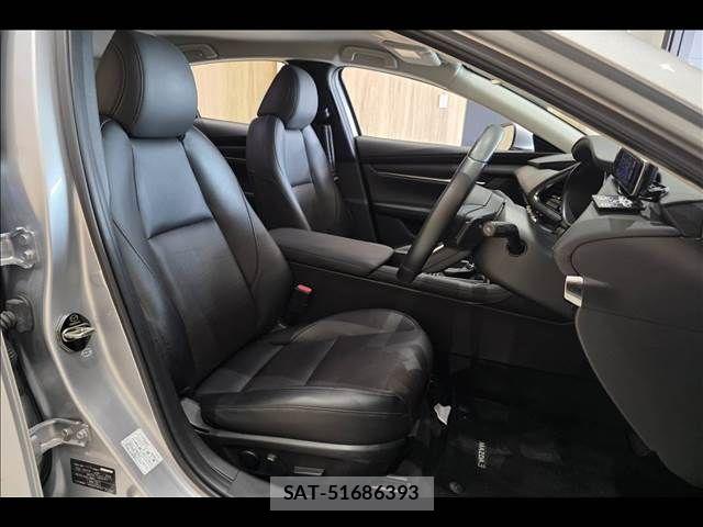 Mazda MAZDA3 2019-07 7725378-8
