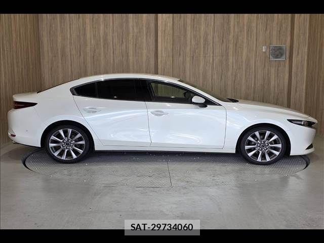 Mazda MAZDA3 2019-09 7725384-16