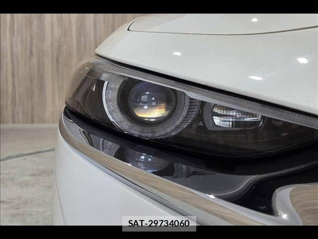 Mazda MAZDA3 2019-09 7725384-22