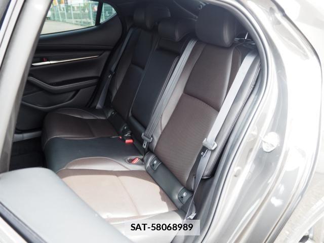 Mazda MAZDA3 2021-05 7786786-9