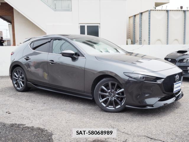 Mazda MAZDA3 2021-05 7786786-24