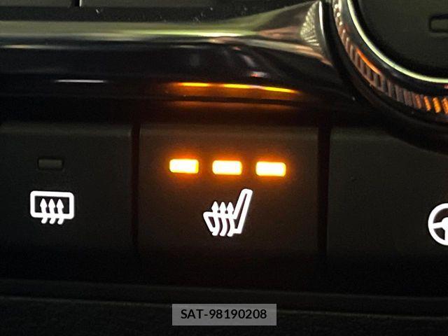 Mazda MAZDA3 2021-12 7877589-6