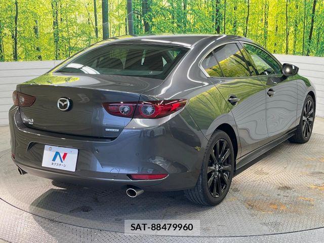 Mazda MAZDA3 2022-10 7902902-17