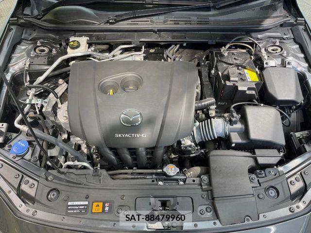 Mazda MAZDA3 2022-10 7902902-18