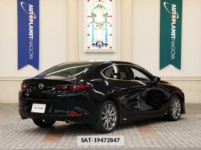 Mazda MAZDA3 2022-11 7962534-2