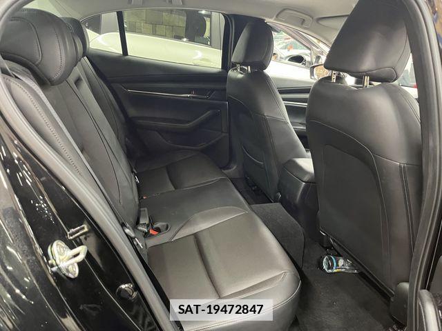 Mazda MAZDA3 2022-11 7962534-4