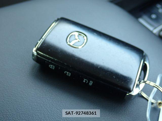 Mazda MAZDA3 2019-10 8074469-21