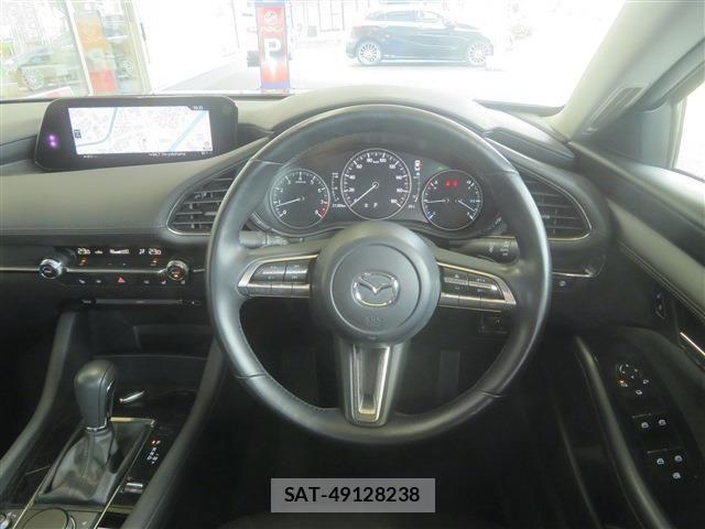 Mazda MAZDA3 2020-04 8100299-5