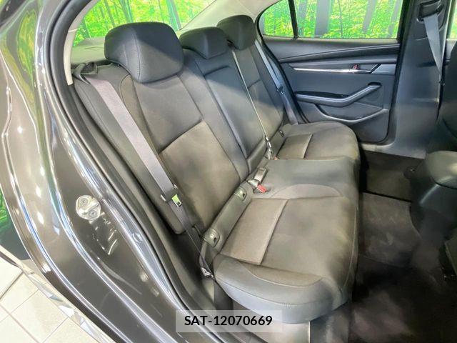 Mazda MAZDA3 2020-03 8230732-8