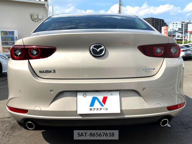 Mazda MAZDA3 2022-07 8336677-15