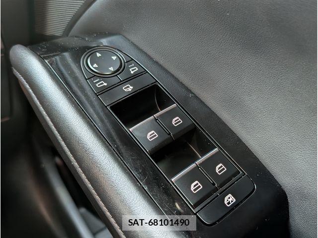 Mazda MAZDA3 2024-03 8366877-27