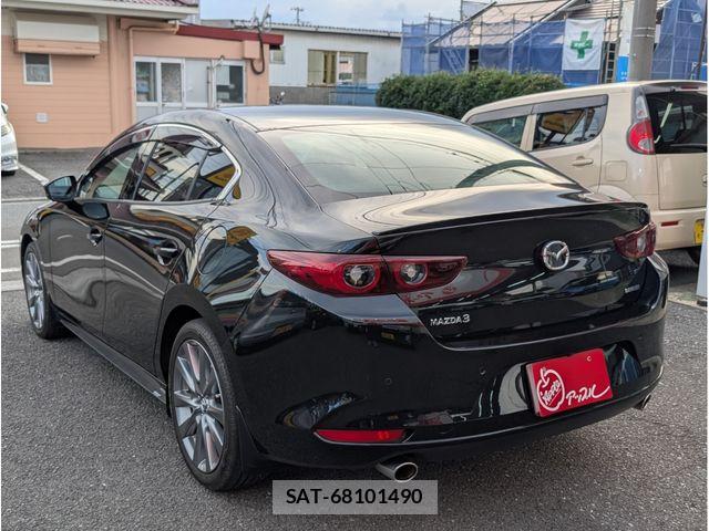 Mazda MAZDA3 2024-03 8366877-7