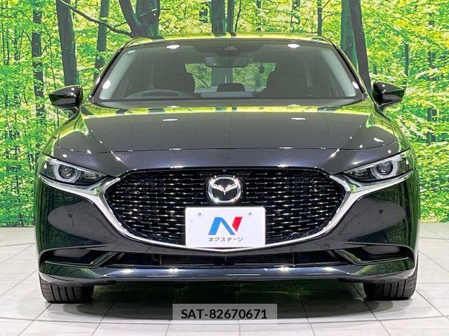 Mazda MAZDA3 2021-09 8366876-13