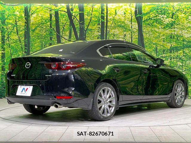 Mazda MAZDA3 2021-09 8366876-16
