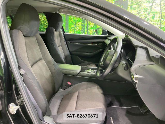 Mazda MAZDA3 2021-09 8366876-8