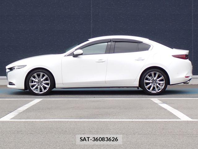 Mazda MAZDA3 2021-01 8413455-19