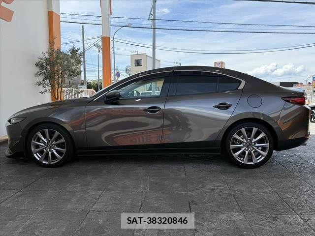 Mazda MAZDA3 2023-06 8413451-10