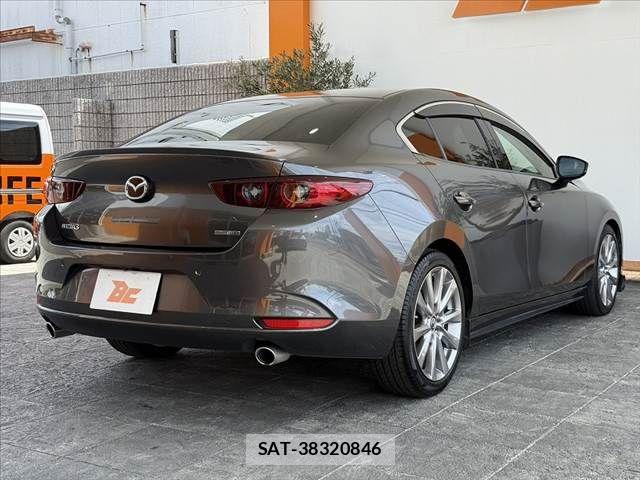 Mazda MAZDA3 2023-06 8413451-14