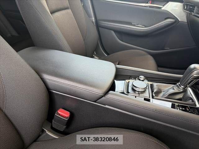Mazda MAZDA3 2023-06 8413451-27