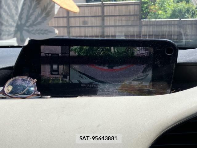 Mazda MAZDA3 2019-09 8413456-11