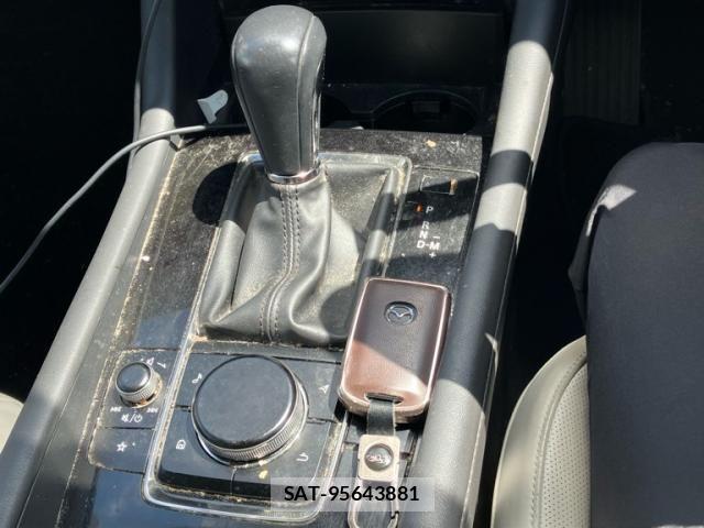 Mazda MAZDA3 2019-09 8413456-13