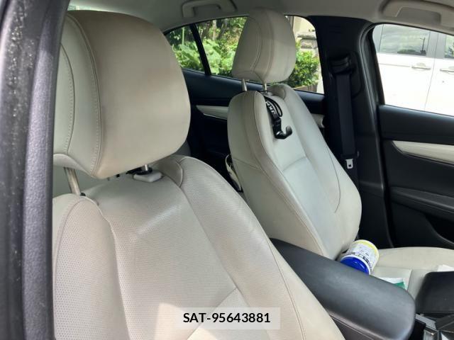 Mazda MAZDA3 2019-09 8413456-19