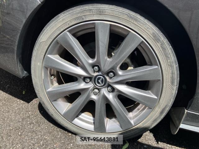 Mazda MAZDA3 2019-09 8413456-5