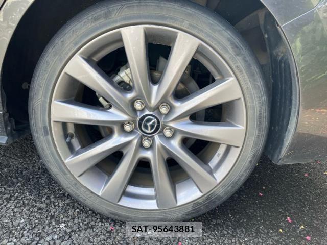 Mazda MAZDA3 2019-09 8413456-6
