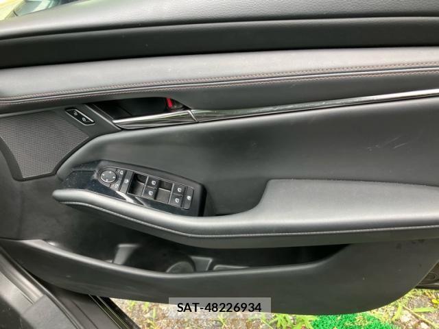 Mazda MAZDA3 2019-09 8413454-9